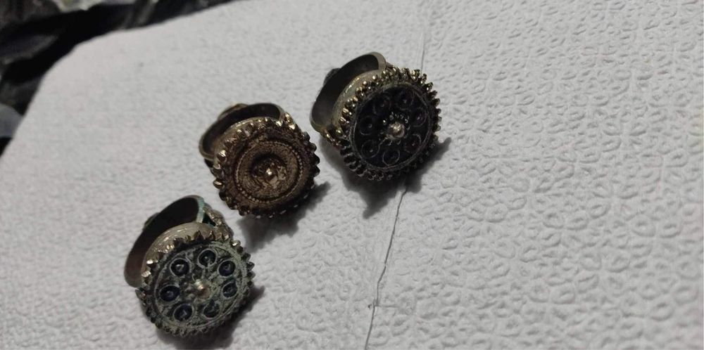 три стари пръстени