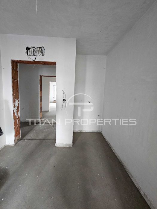 Продава се Двустаен апартамент в Пловдив, Остромила - 68 кв.м за 1339 €/кв.м - Снимка #3