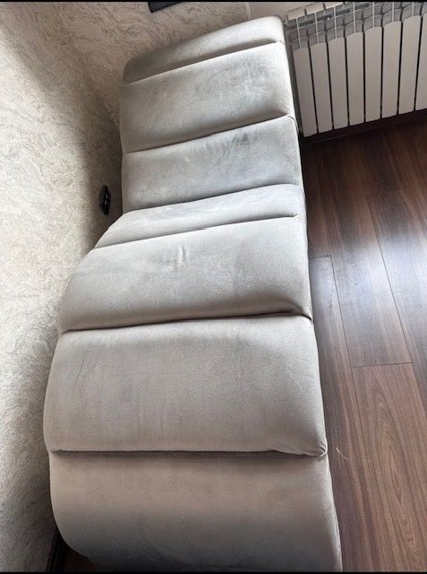 Продаётся кушетка для мастера по наращиванию ресниц