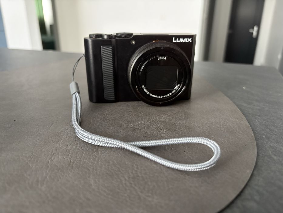 Aparat foto Panasonic Lumix TZ300 | CA NOU | Garantie Sept. 2028 + Bonus Geanta si Trepied