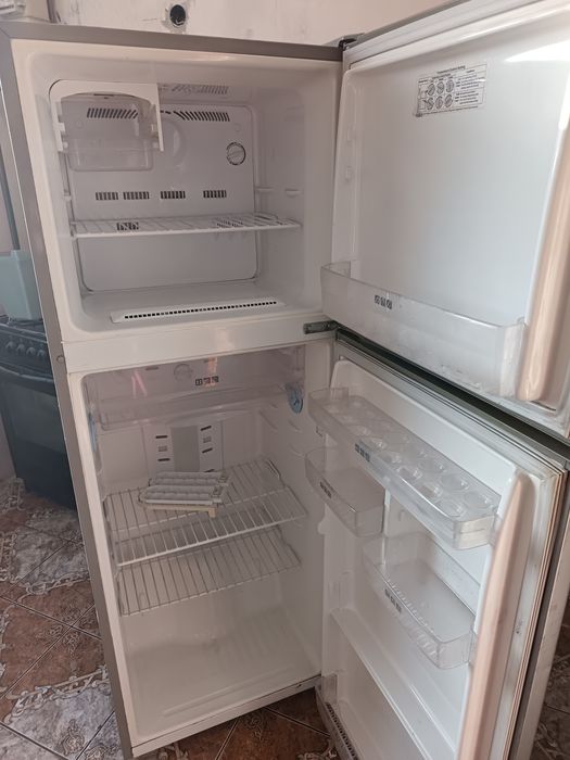 Продам холодильник Samsung