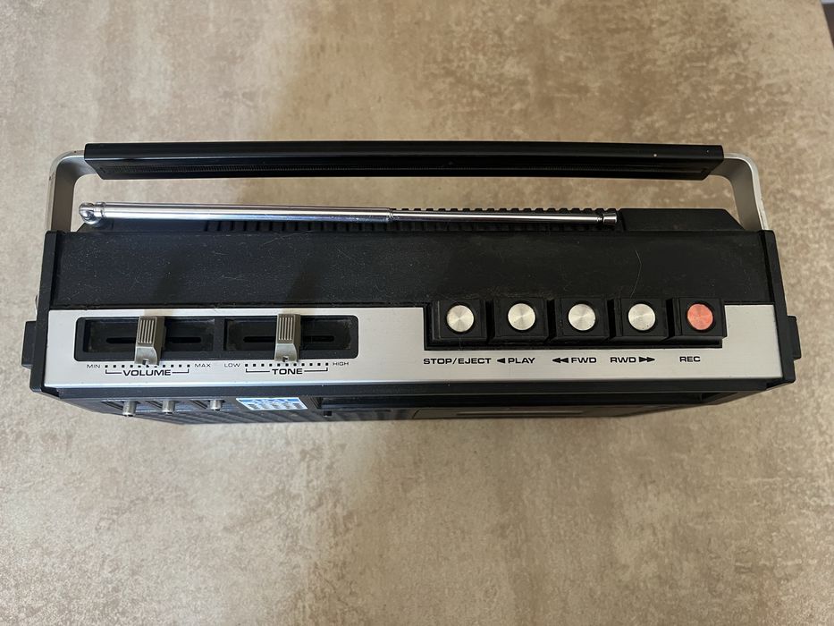 Radiocasetofon Akai