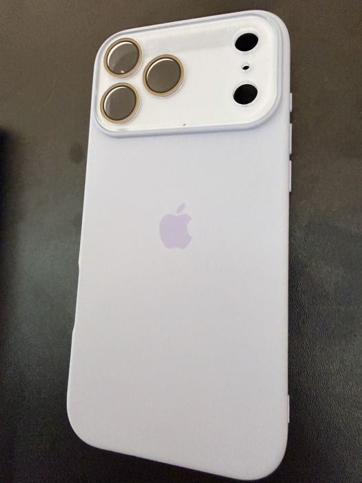 Iphone pro max case лилав