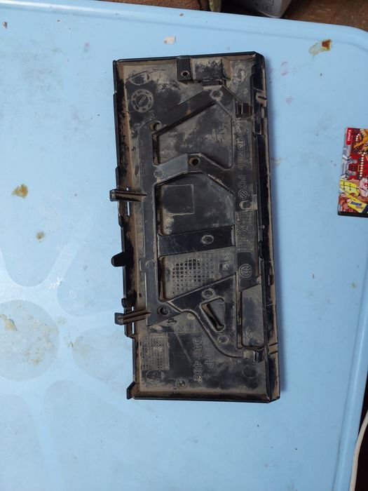 БМВ е34 заглушка на бампер