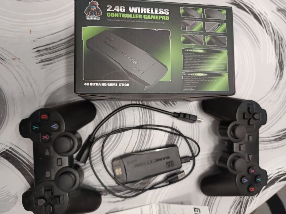 Безжична ретро конзола за игра