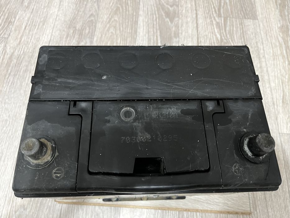 Аккумулятор б/у в отс.