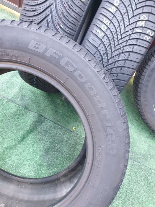 205.60.16 2x BFGOODRICH 2x Firestone