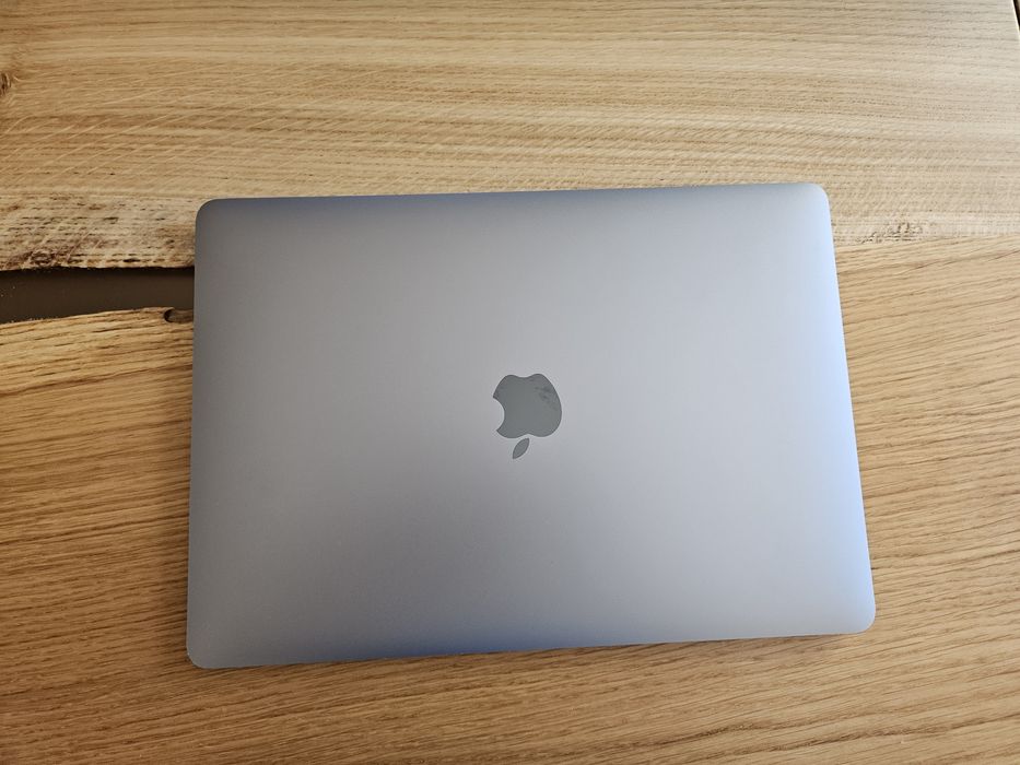 Macbook Air M1 16GB RAM 512G B SSD
