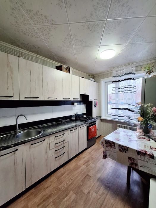 Продам 3х комн 20 мкрн