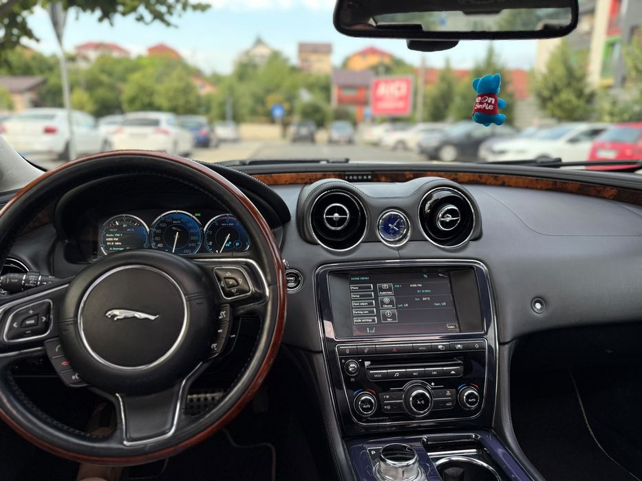 Jaguar XJ 3.0D Long | Portofolio | 300 CP | Euro 5 | Model 2012 | Mega Full