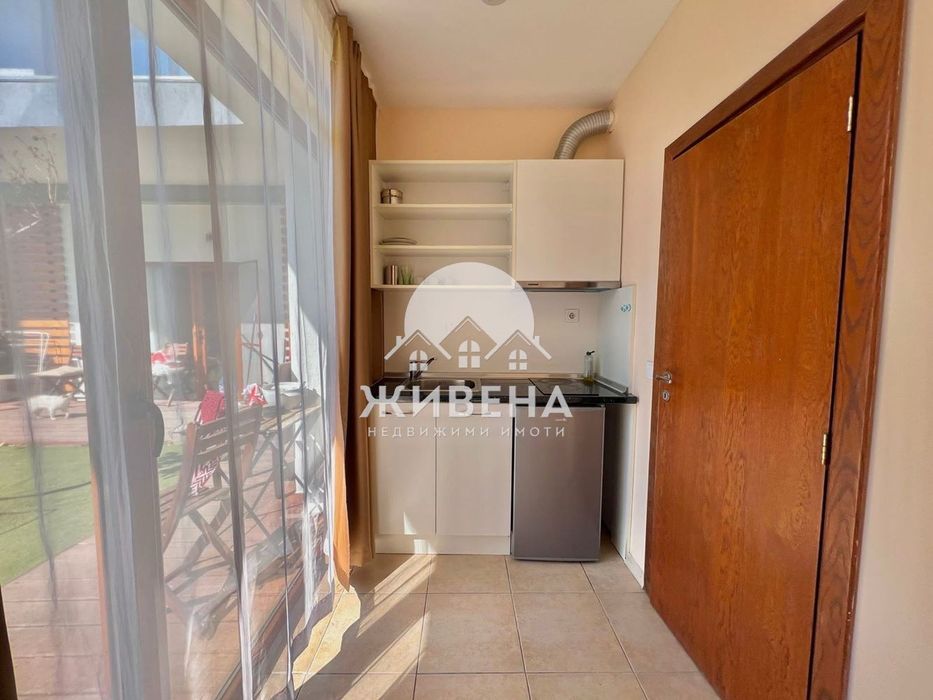 Дава се под наем Двустаен апартамент в к.к. Св.Св. Константин и Елена - 65 кв.м за 650 € - Снимка #5