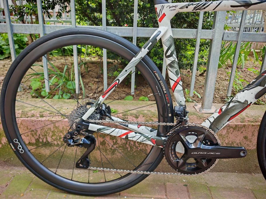 Bicicleta cursiera carbon Wilier Unico Filante SLR ediție limitata 200 bucăți mărime L /56Dura-ace 9200 Di2 12 V