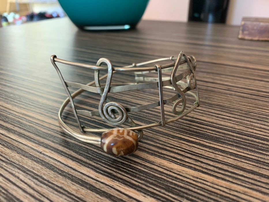 Bratara interesanta portativ muzica design couture