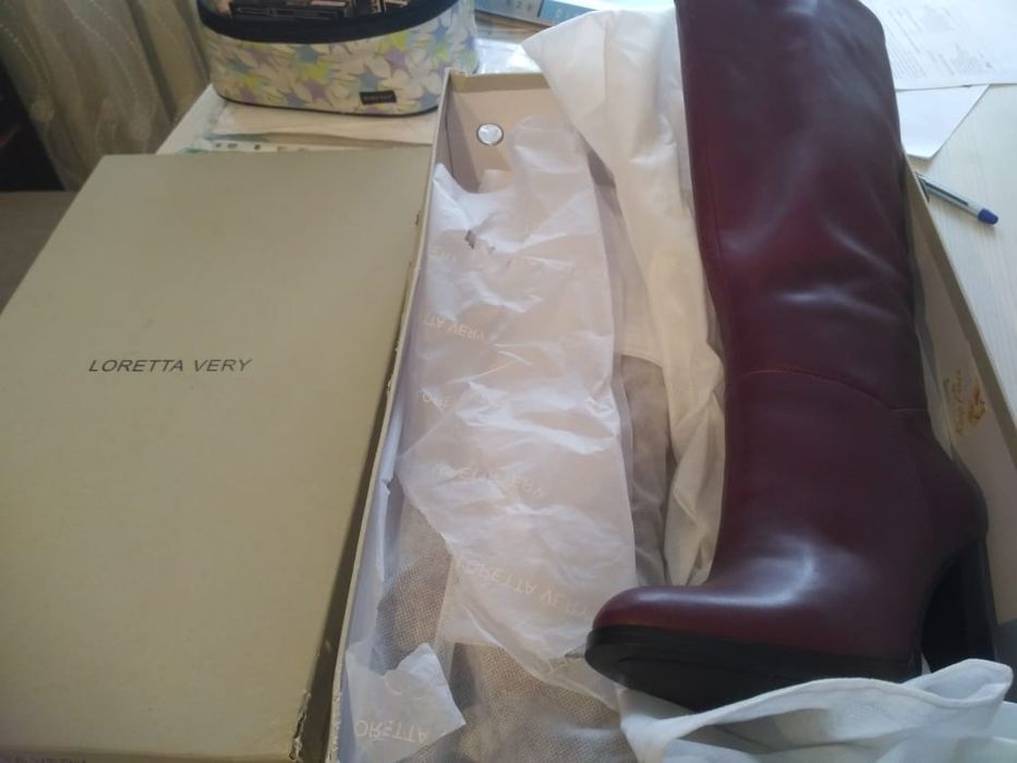 Женские сапоги - 35 размер