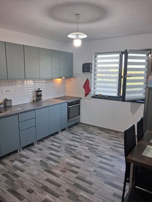 Casa noua ,în comuna Budești, sat Bercioiu la 16 km de centrul orașului Rm Valcea