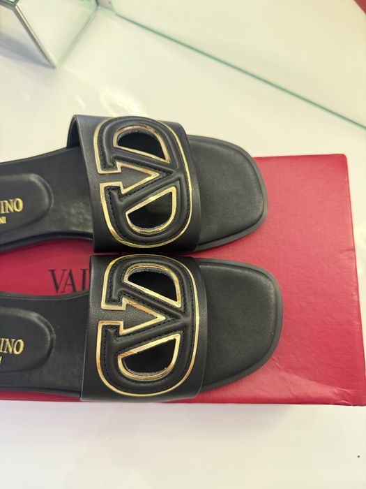 Черни чехли естествена кожа