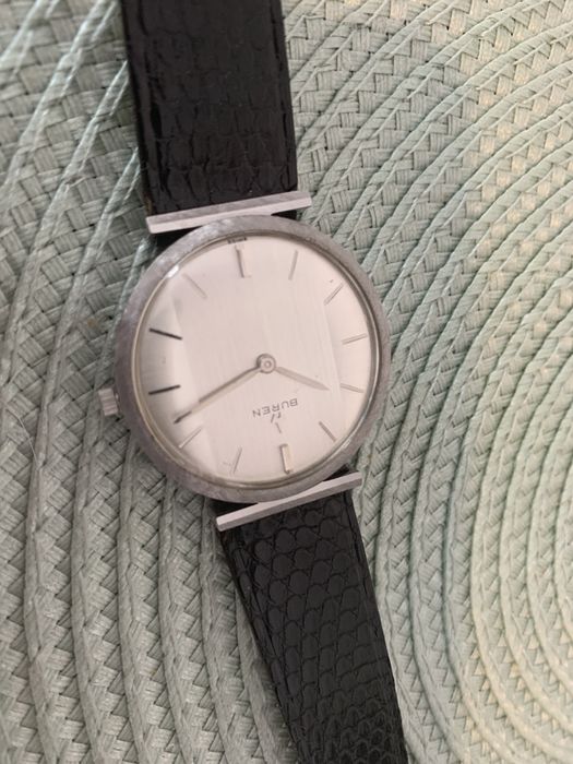 Ceas Buren-model depose