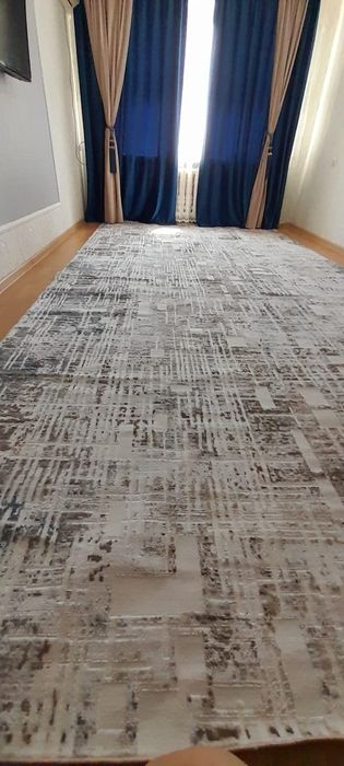 Ковер новый продам