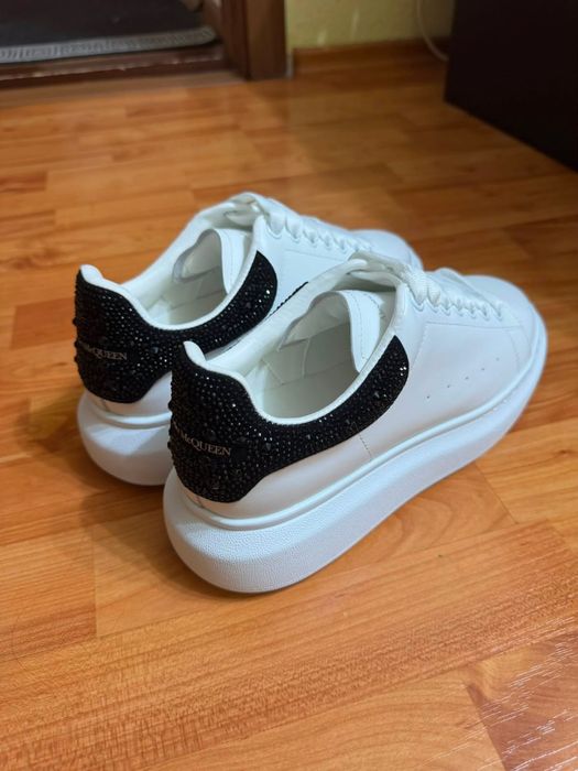 Alexander McQueen | Alb&Negru Crystal | 42