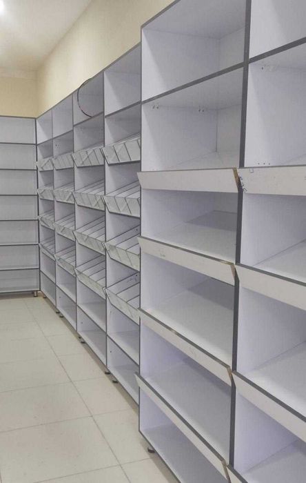 Magazin apteka oshhona ofeslar uchun polka vitrina stelaj va boshqa