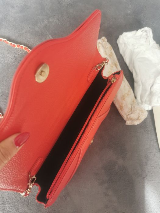 Дамска Чанта Guess