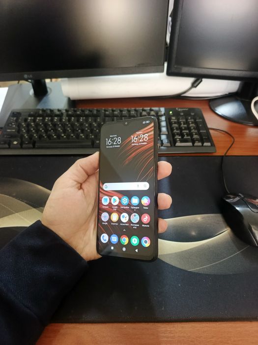 Poco M3 128gb(2023)iwlawi zur aybi yuq tozza telefon uy