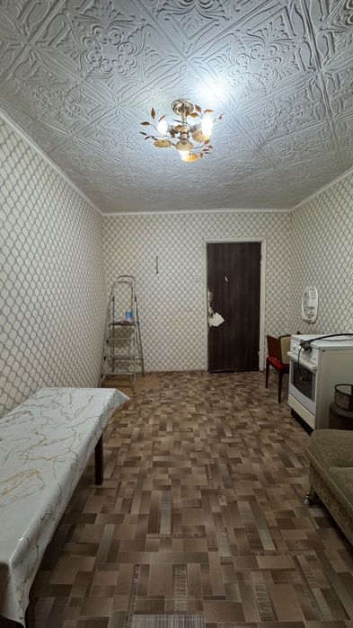 Продается комната по Назарбаева 29