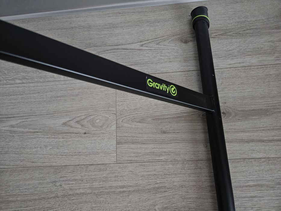 Orga electronica Yamaha EZ 220 cu stativ Gravity