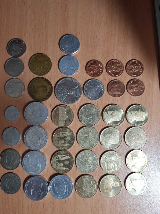 Vand lot monede si bancnote romanesti si straine- pentru colectionari
