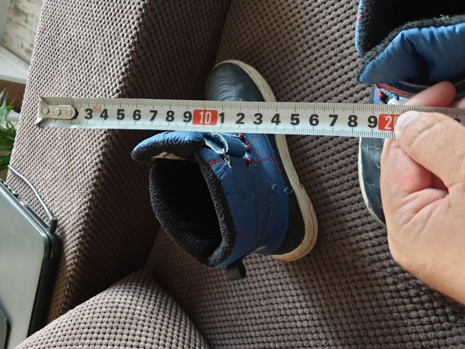 Ботуши 32 номер, само 9.90лв.