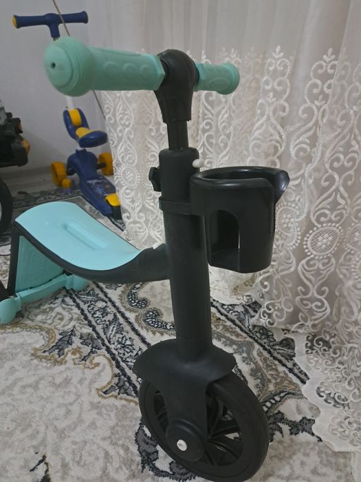 Беговел дл детей до 4 лет.