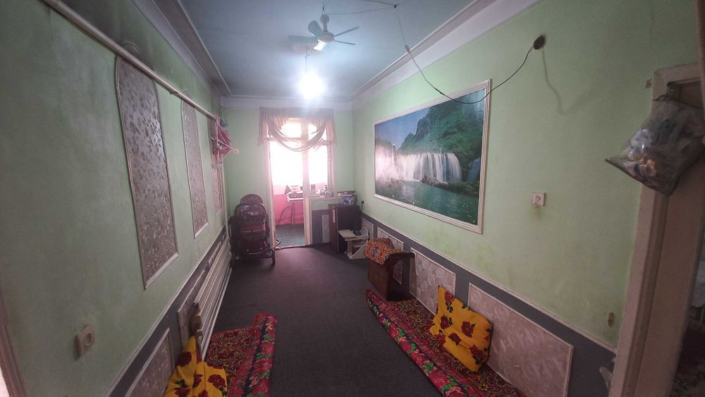 Ko`p qavatli uydagi xonadon