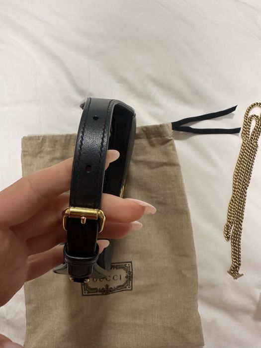 Чанта Gucci half-moon