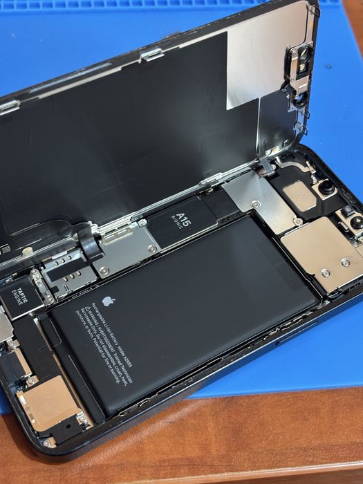 iPhone 13 ЗА ЧАСТИ !!!