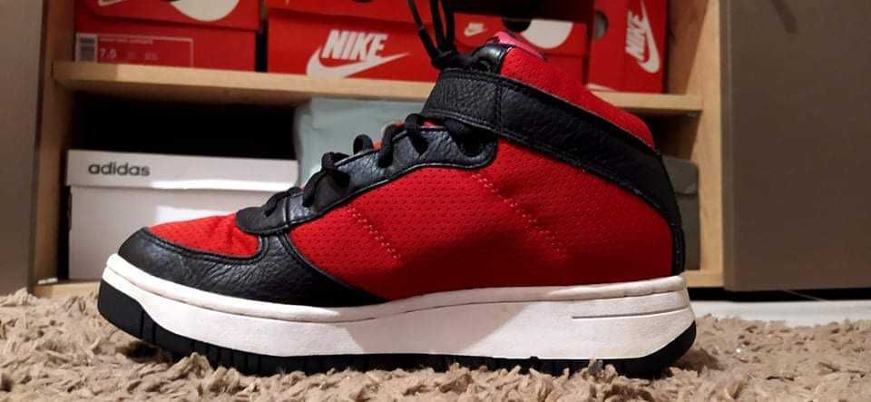 Bascheți Reebok, mărimea 40