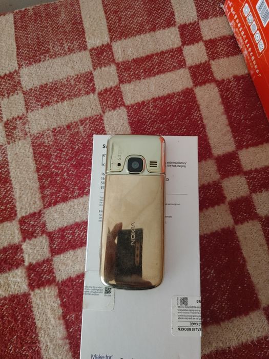 Legenda Nokia 6700 klassik