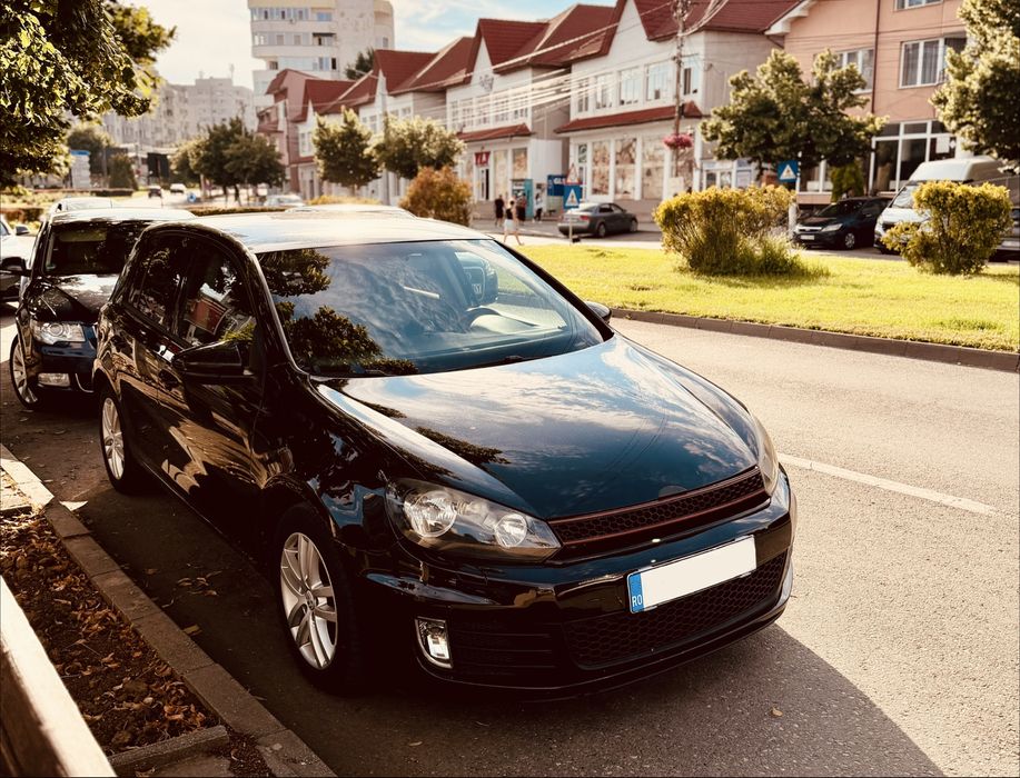 VOLKSWAGEN Golf 2010
