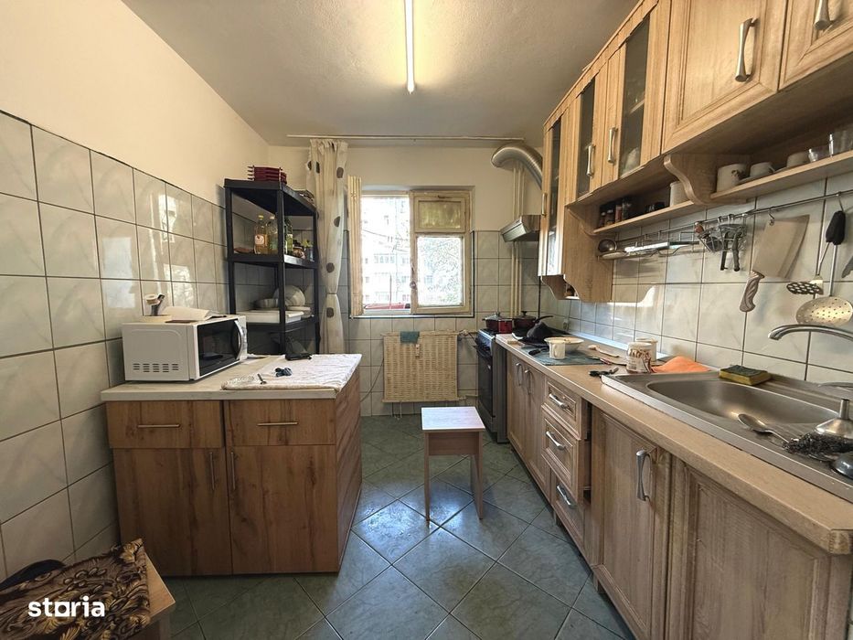 Apartament 3 camere Crangasi - Bloc 1985 - 5min de Metrou Crangasi