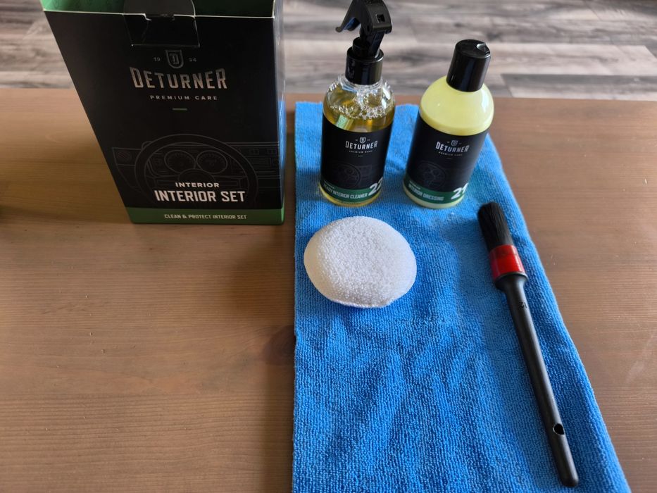 Продавам комплект за интериорна грижа на колата