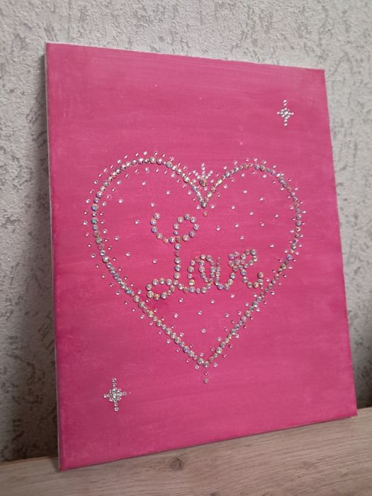 Handmade картина със сърце и камъчета „Love“