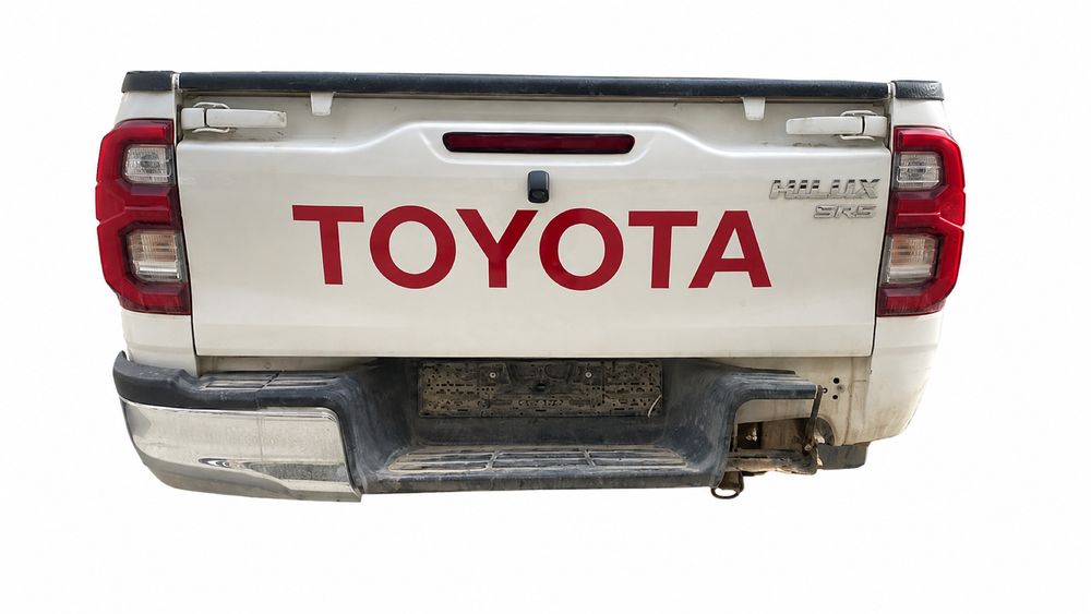 Задний Бампер для Hilux 2023