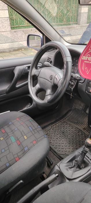 VW Поло 1,4 60 коня Ел стъкла КЛИМАТИК