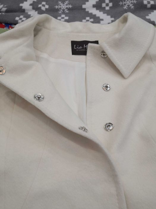 Продам пальто б/у