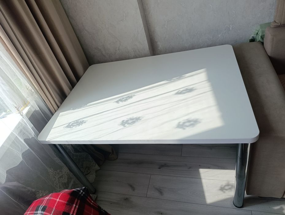 Мебель для гостиной, кухни