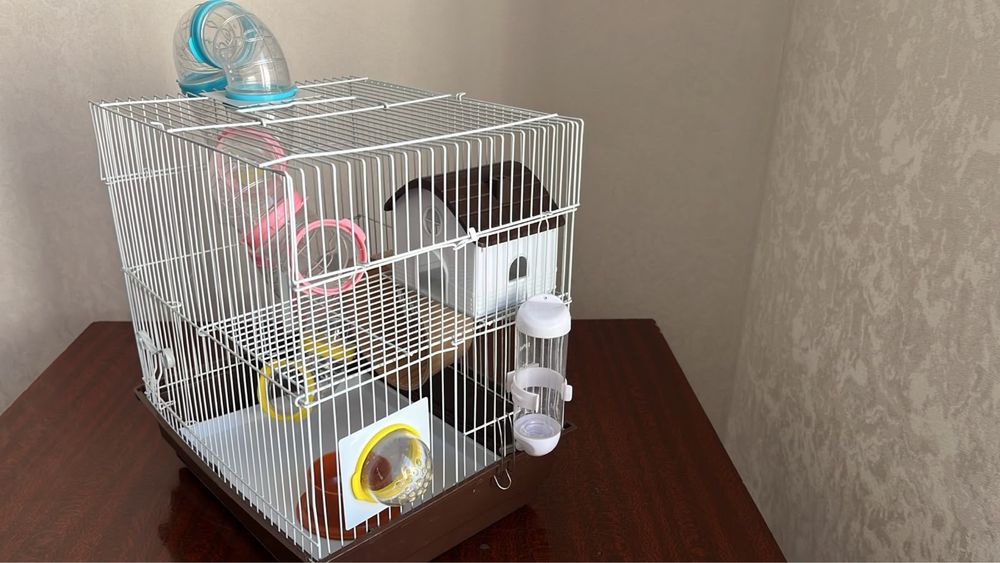 Продам клетку для хомяка