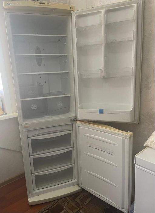 Холодильник   lg