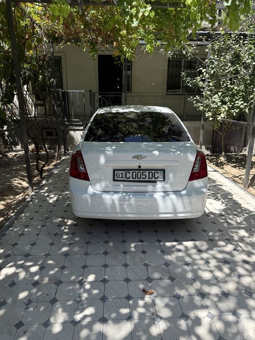 Chevrolet jentra 2018