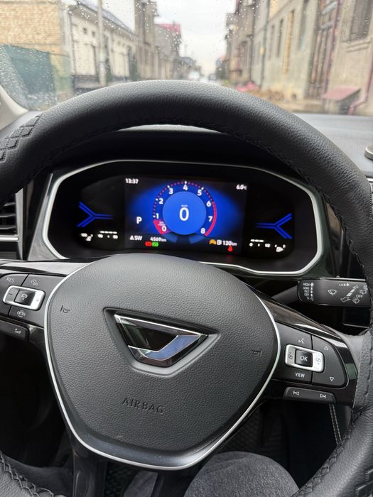 Volkswagen Jetta VS7 deyarli yengi