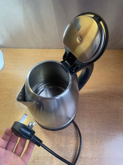 Простой чайник электрический тефаль