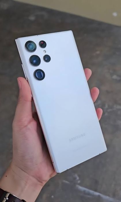 Samsung galaxy S 22 ultra 5 g